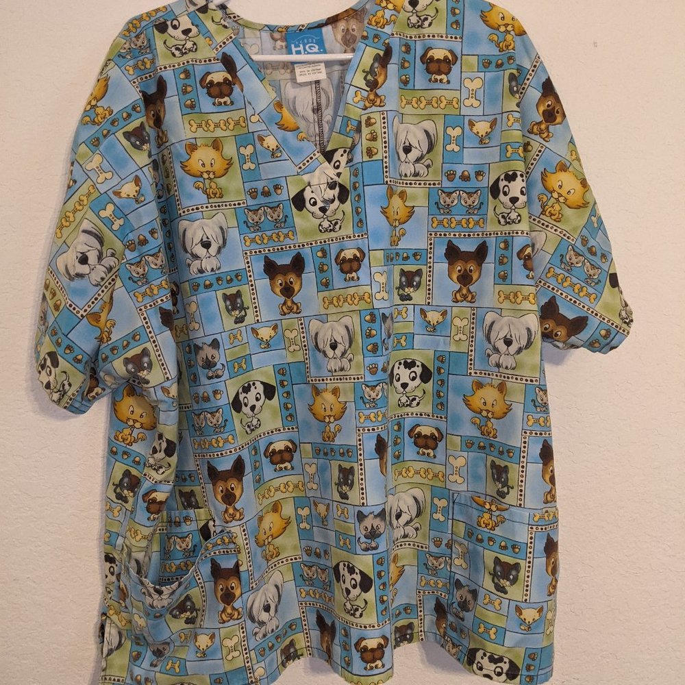 2x HQ Scrubs Cherokee dog print